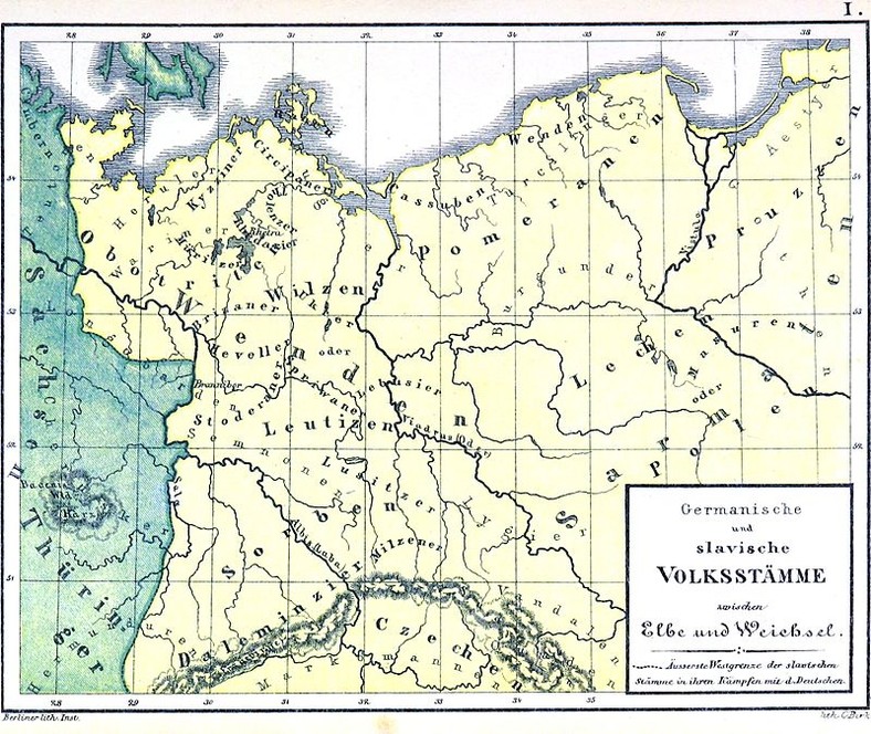 W najgorszej sytuacji znajdowali się Słowianie zachodni, którzy padali ofiarą zakusów zarówno strony polskiej, jak i niemieckiej. Mapa ukazuje tę właśnie „wrażliwą” granicę między plemionami Germanów i Słowianami