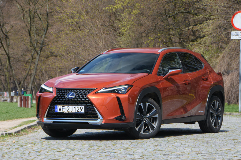 Lexus UX 250h