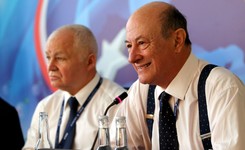 Rostowski wskazuje 'trzy pisowskie kłamstwa'. Mówi też o 'zupie nic' Morawieckiego