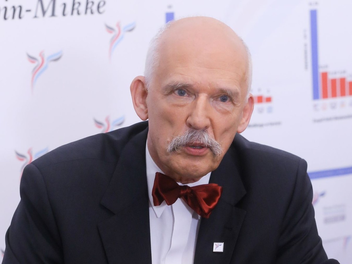 "He, he he, jak można zgwałcić żonę?". Mucha porównuje Korwin-Mikkego do Leppera