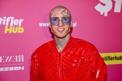 MEN o celebrycie skandaliście w akcji o cyberprzemocy. "Fundacja została upomniana"