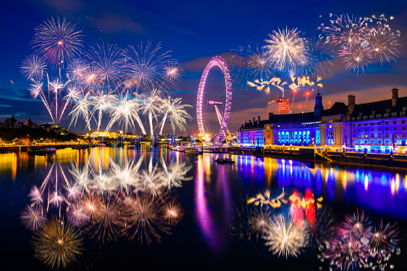 London,uk-december,2018:fireworks,Near,The,Millennium,Wheel,Known,As,London,Eye.