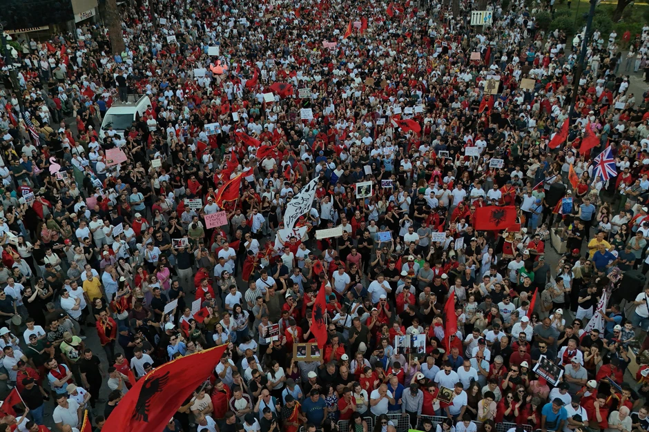 Protest u Tirani, Albanija