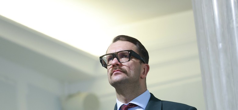 Poseł Łukasz Mejza o krok od utraty immunitetu. Łamał przepisy, nie wziął mandatu