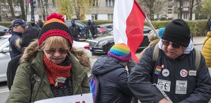 Co się stało przed Sejmem! Ludzie nie wytrzymali, wzięli sprawy w swoje ręce [FILM, ZDJĘCIA]