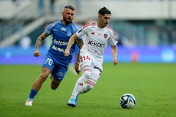 Grad goli w meczu Ruchu z Rakowem. Częstochowianie zgarnęli komplet punktów