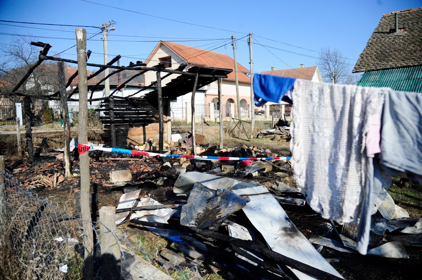 Zapaljena šupa u kojoj su bila deca