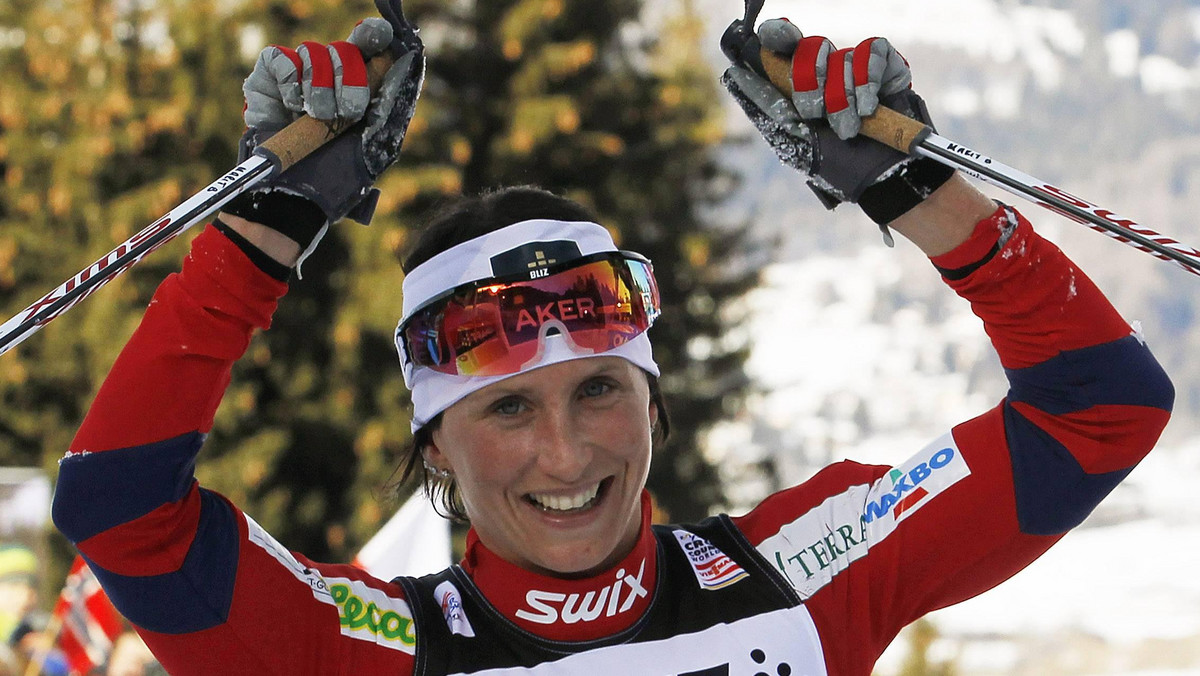 Fiński trener narciarski Kari-Pekka Kyroe oskarża Marit Bjoergen o doping - donosi "Super Express". - Popatrzcie na jej muskulaturę, tego nie da się osiągnąć w normalnym treningu - przyznał cytowany przez "Super Express".