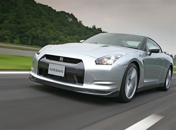 Nissan GT-R z przecieku