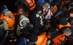 Kontrowersyjny pomysł Brukseli na walkę z kryzysem migracyjnym. Kraje Unii straciłyby część suwerenności