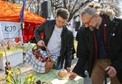 Wielkanocna manifestacja KOD przed KPRM 