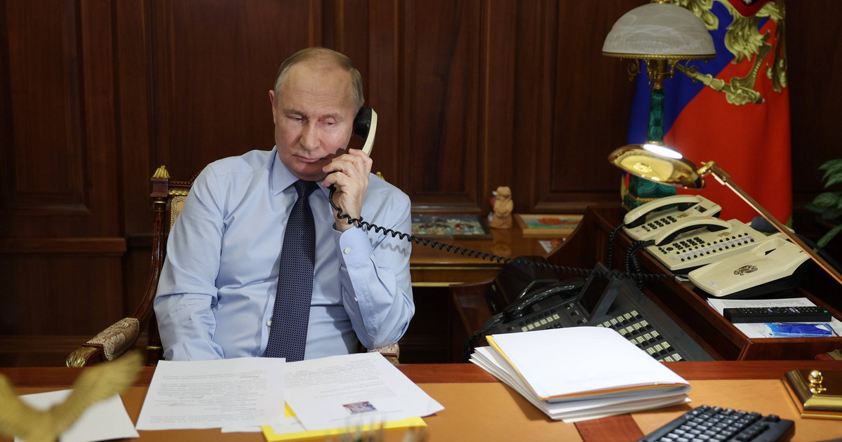 Putin sent his New Year greetings to elected leaders