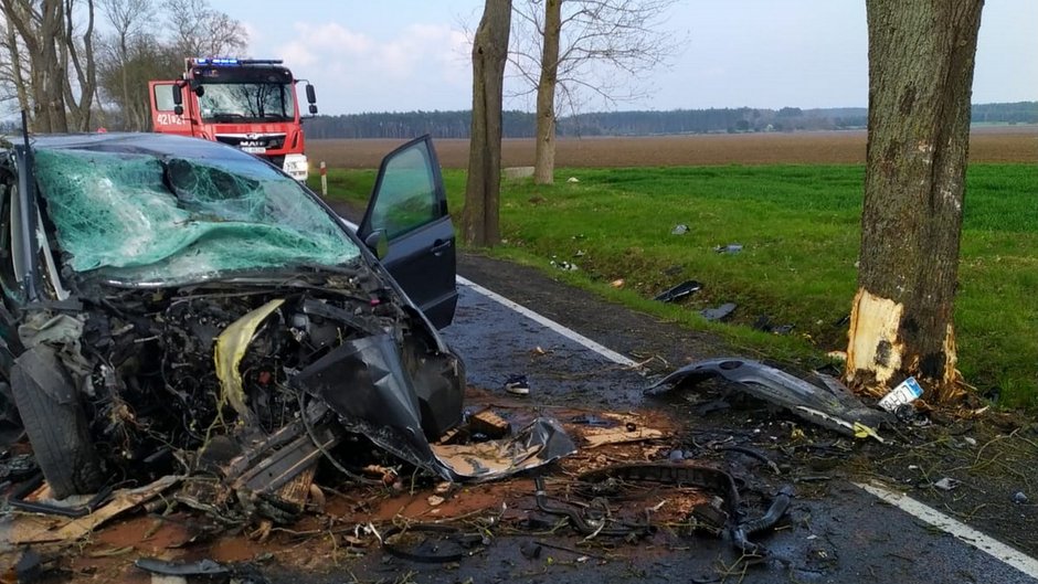 Fordem podróżowały dwie osoby