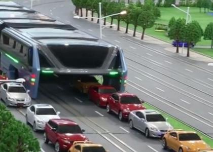 TEB - fiasko najdziwniejszego autobusu świata (Chiny) - Wiadomości -  Forbes.pl