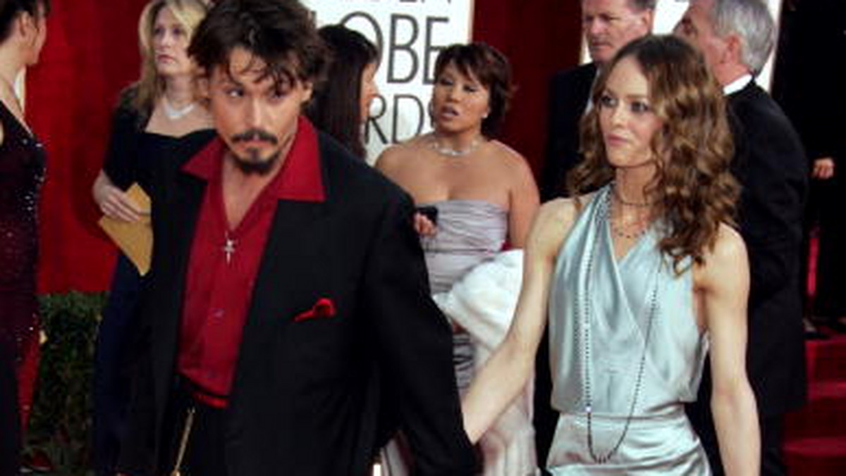 Mimo że para oficjalnie rozstała się miesiąc temu, Johnny Depp i Vanessa Paradis spędzą wspólnie wakacje. Dali sobie drugą szansę?