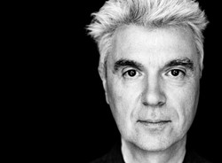 David Byrne i Fatboy Slim śpiewają (i grają) o żonie dyktatora