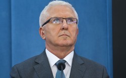 Nakłaniał do organizacji meczu bez zezwolenia? Zarzut dla prezydenta Nowej Soli