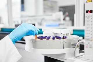 Pierwszy w Europie instytut R'D badający urządzenia i płyny do wapowania działa w Poznaniu