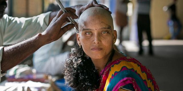 Many temples sell hair Indian women give as a sacrifice to idols [Amusingplanet]