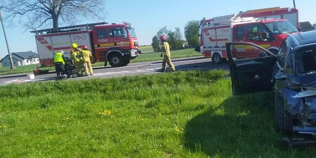 Tragiczny wypadek pod Kłodawą. Nie żyje motocyklista. 