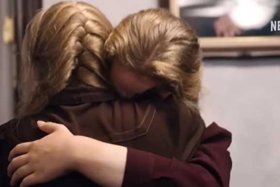 MRAČNA ISTINA O JEZIVOM KULTU Netfliks dokumentarac o vođi koji je zlostavljao maloletne žene: "Neke su imale samo 9 godina"