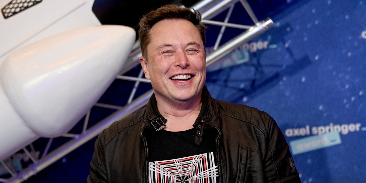 Elon Musk od początku rosyjskiej inwazji wspiera Ukrainę. To nie podoba się Rosji.