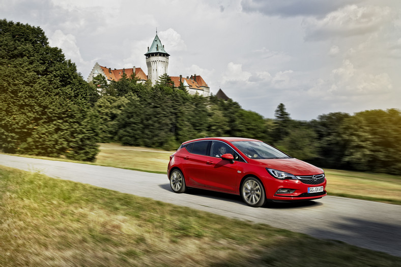 Nowy Opel Astra