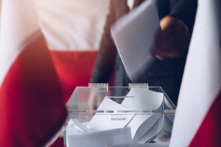 Wybory prezydenckie 2025. Szalone pomysły i ekonomia głupoty w rozkwicie