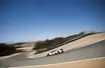 Aston Martin na torze Laguna Seca