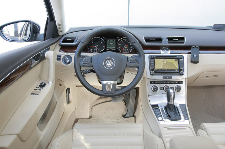 Test Volkswagena Passata 2.0 TDI: kombi pełne techniki