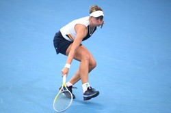 Krejcikova obroniła 7 piłek meczowych. Badosa drugą finalistką w Sydney