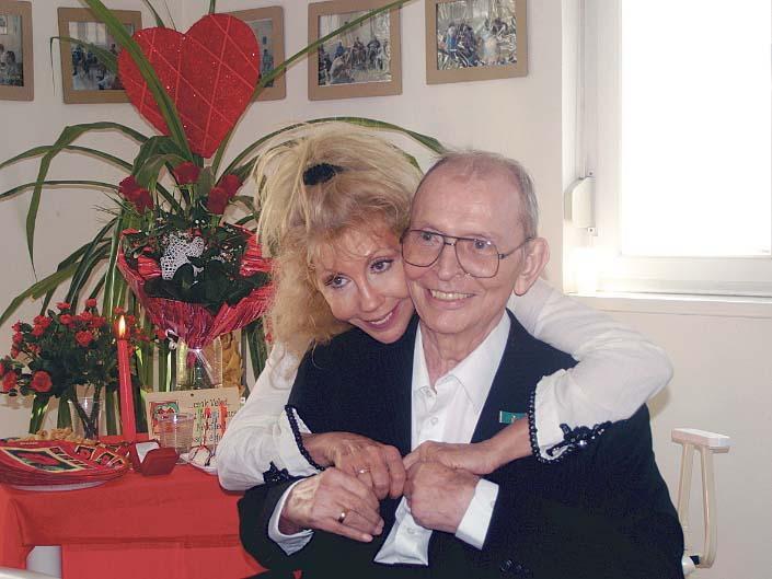 Egy korábbi képen S. Nagy  István feleségével, Csongrádi Katával, akibe haláláig szerelmes volt