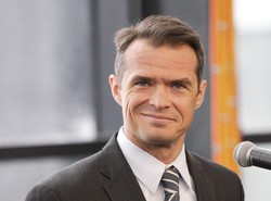 Nowak dogadał się z Rostowskim! Pieniądze z mandatów trafią na drogi