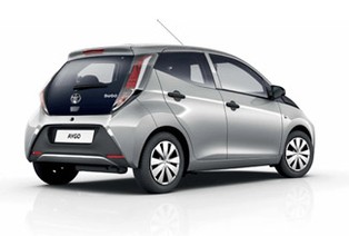 Kolejki po nowe auta. Na które samochody poczekasz najdłużej?