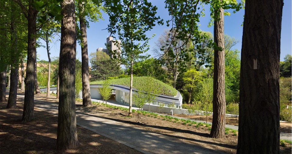 1. Centrum dla zwiedzających ogrodu botanicznego na Brooklynie (Brooklyn Botanic Garden)