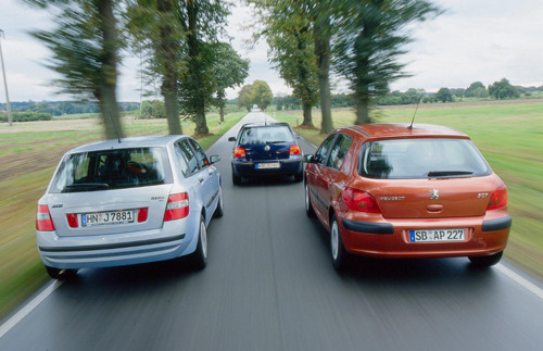 Volkswagen Golf IV kontra Peugeot 307 i Fiat Stilo: Trzy pomysły na niedrogie rodzinne cztery kółka