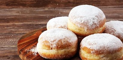 Domowe pączki karnawałowe