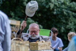 Prof. J. Bralczyk: [Wziąść] u Mickiewicza, Sienkiewicza i Norwida. Czy jednak [wziąć]?