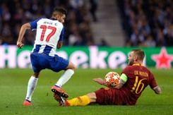 Liga Mistrzów:  Paris Saint Germain i Roma wściekłe na sędziów i VAR