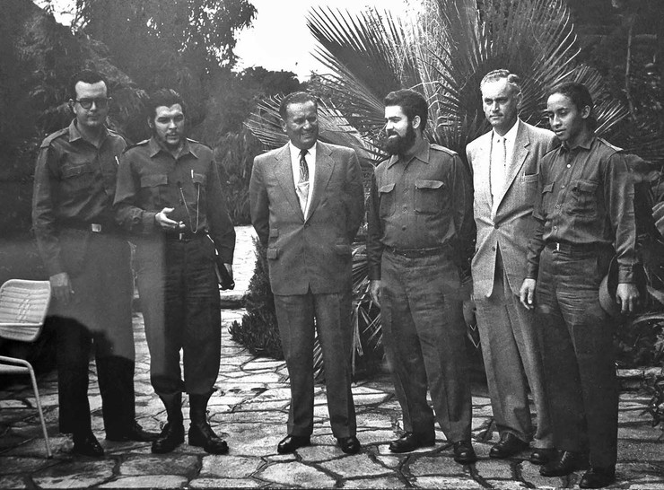 Kragujuevac_izlozba ČE U KRAGUJEVCU_Ce Gevara i Tito_muzej 21vi OKTOBAR