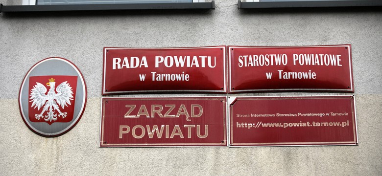 Starosta tarnowski i dyrektor PCPR zatrzymani. Usłyszeli zarzuty