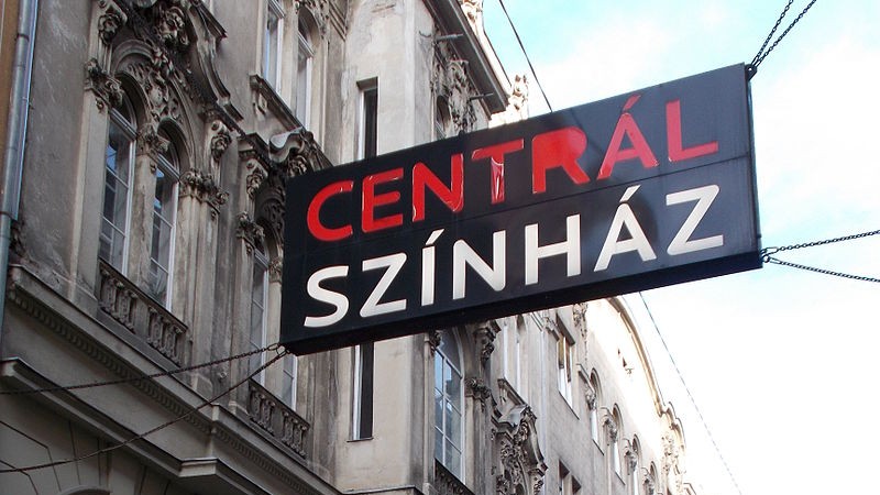 Váratlan bejelentés: elmaradnak a népszerű előadások a Centrál Színházban