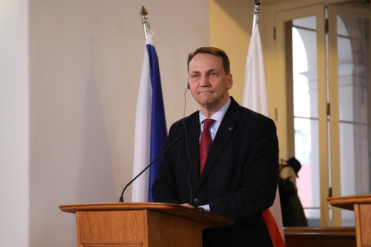 Minister spraw zagranicznych RP Radosław Sikorski
