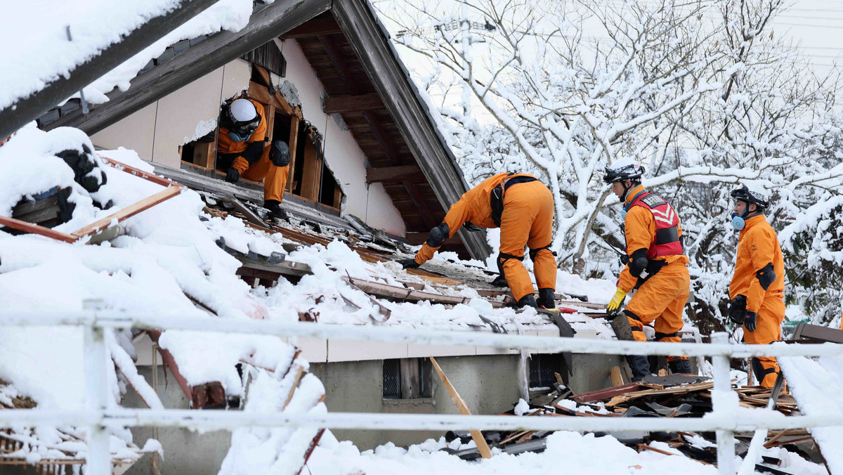 Trzęsienie ziemi w Japonii. Liczba ofiar wciąż rośnie