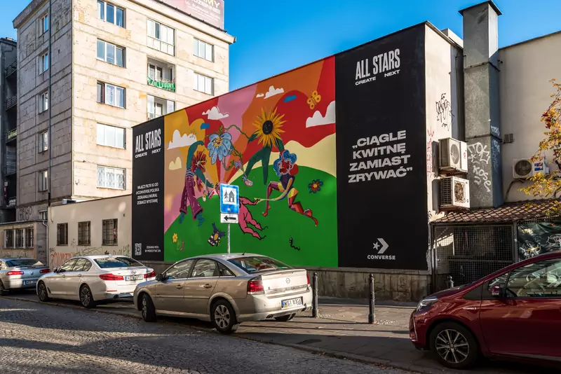 Mural Converse na ul. Smolnej w Warszawie