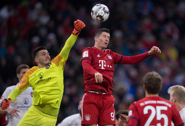 Liga niemiecka: Lewandowski trafił dwa razy. Borussia wygrała derby z Schalke