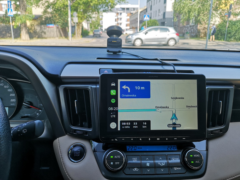 TomTom w Apple CarPlay