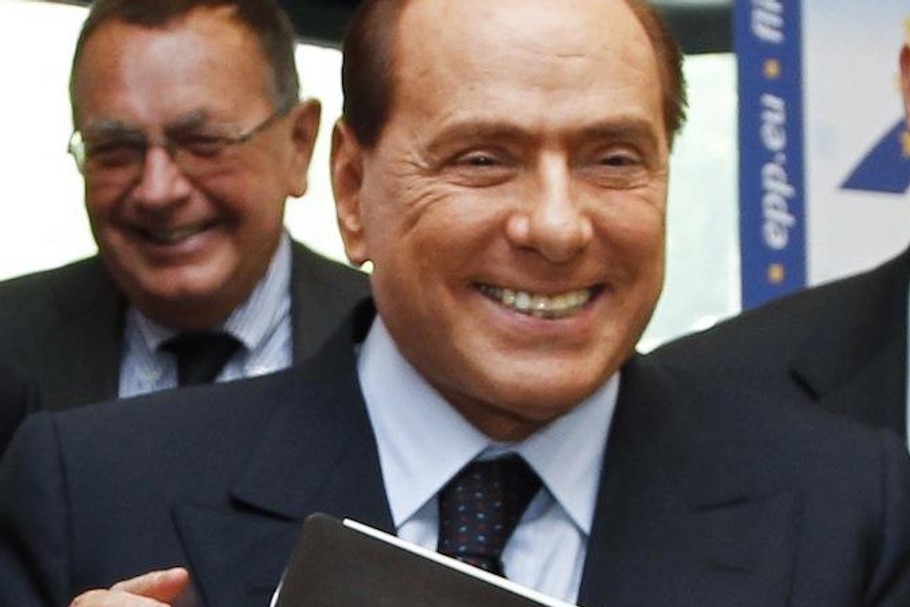 silvio berlusconi pap podpisany