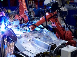 Przeżyje tylko sześciu producentów aut