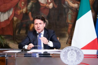 Premier Włoch: Nie możemy stać w miejscu w oczekiwaniu na szczepionkę